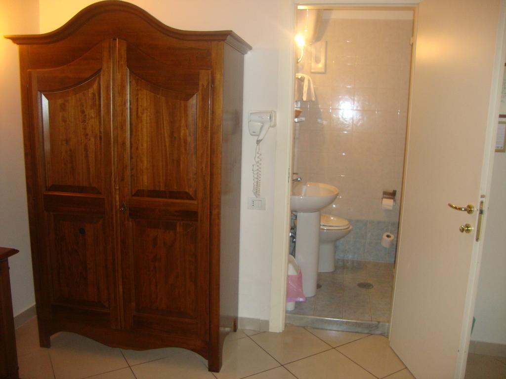 Hotel Primus Roma Room photo